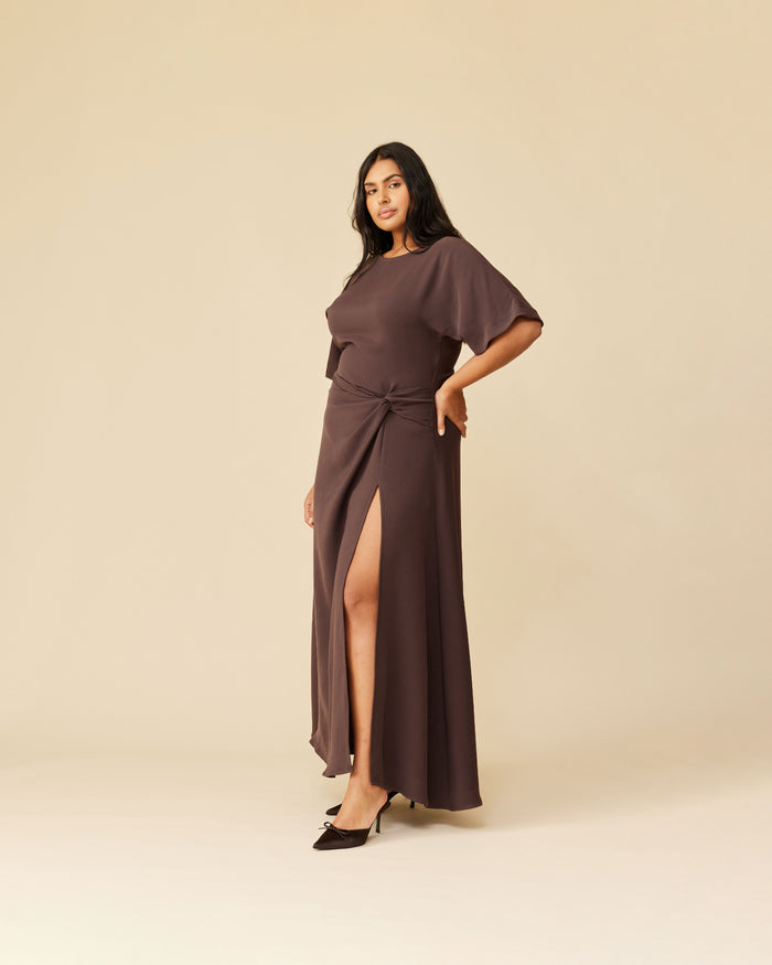 MADRID SLEEVED GOWN JAVA