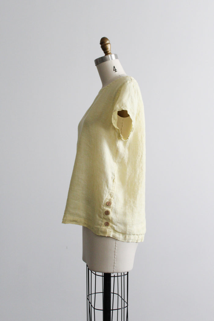 chamomile linen tee