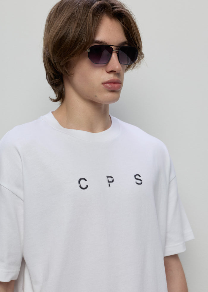 EMBOSSED LOGO LOOSE-FIT TEE