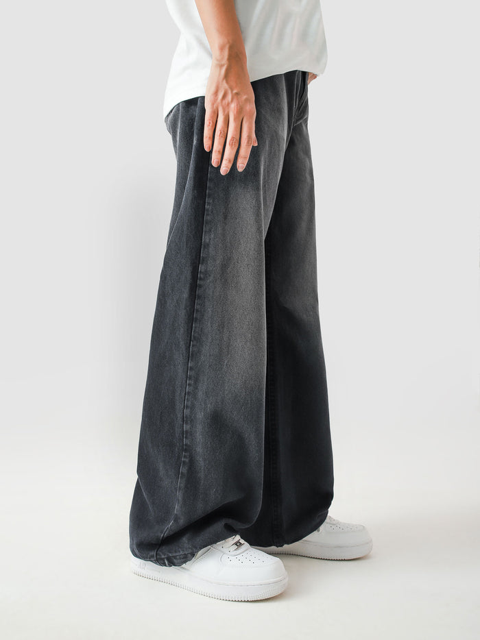 Fade washed denim couple lifestyle shot streetwear Pakistan – GROOVY
