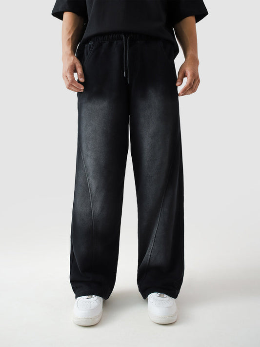 Fade washed trouser couple lifestyle shot streetwear Pakistan – GROOVY