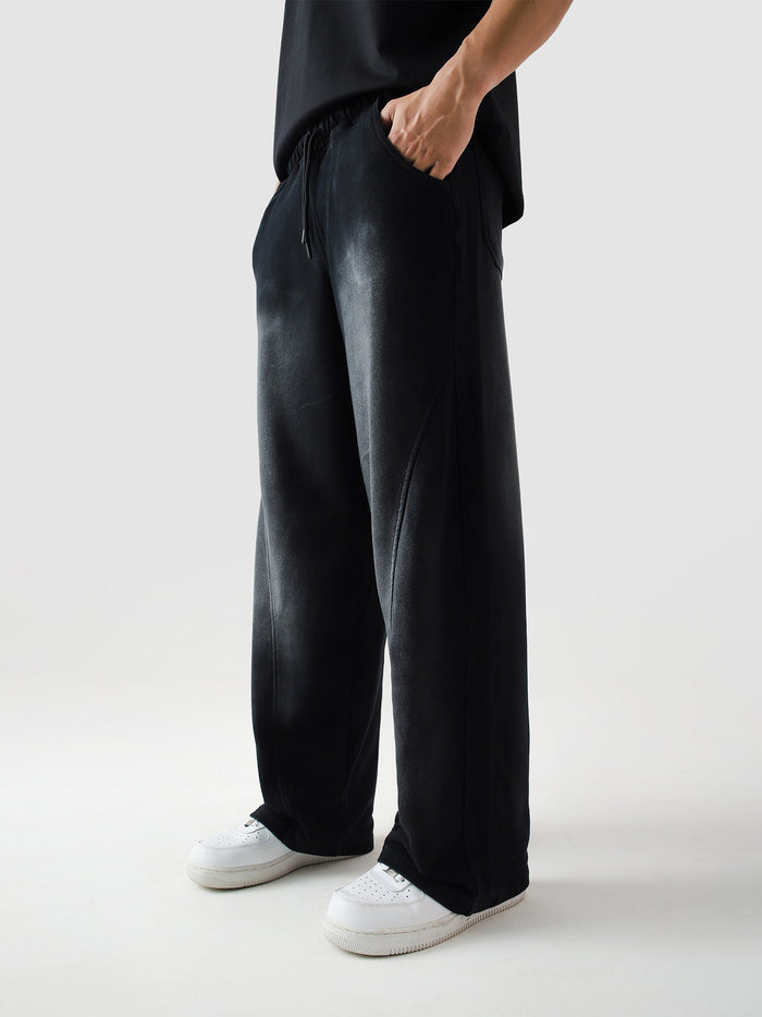 Fade washed trouser female model back view washed detailing Pakistan – GROOVY