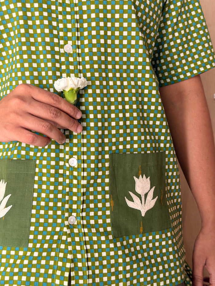 Flowerbed Topiary Patch Pocket Shirt - Greenhouse