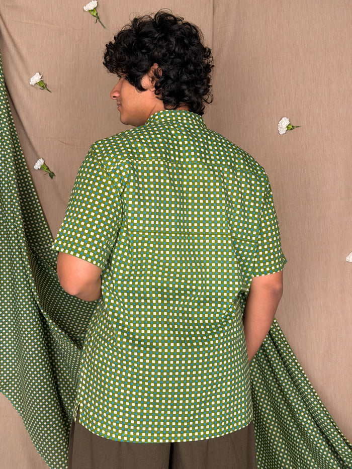 Flowerbed Topiary Patch Pocket Shirt - Greenhouse