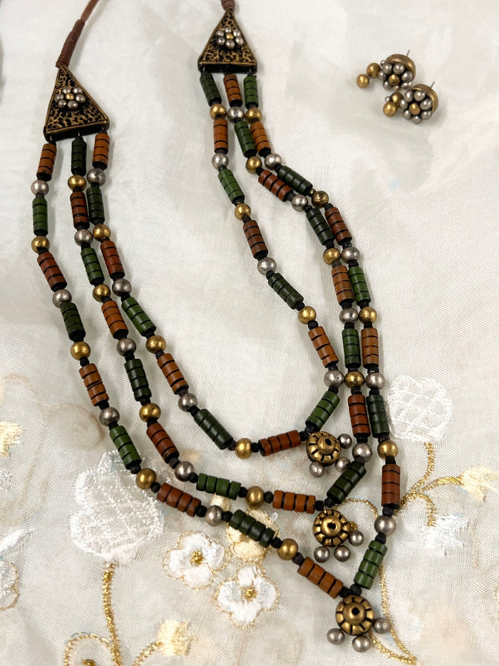 Layered terracotta necklace set