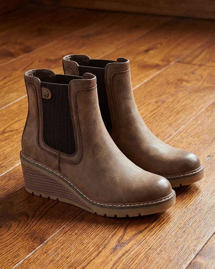 Lunar Connie Wedge Boot - Lunar