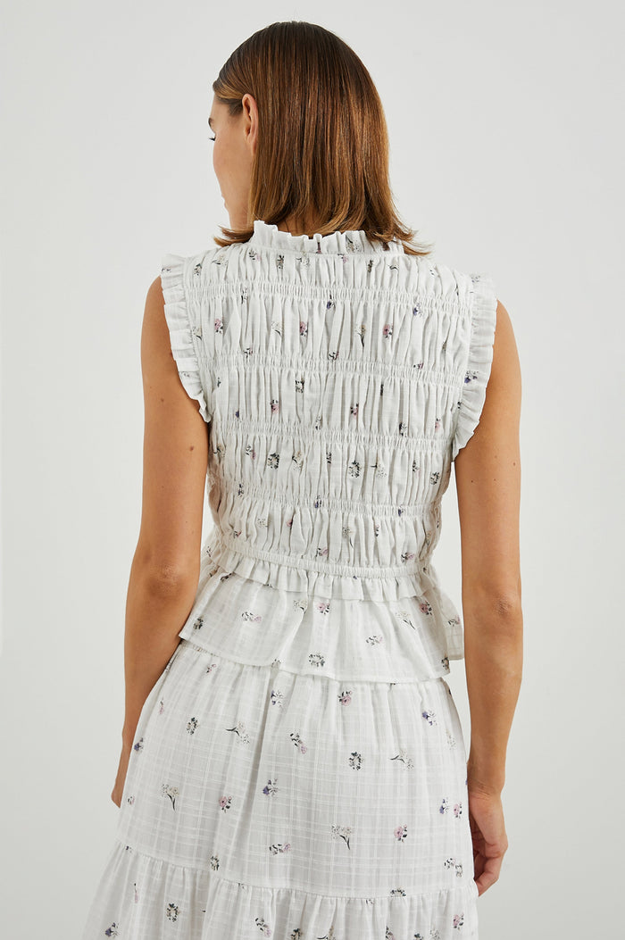 MARTINE-LILAC-ROSES-BACK