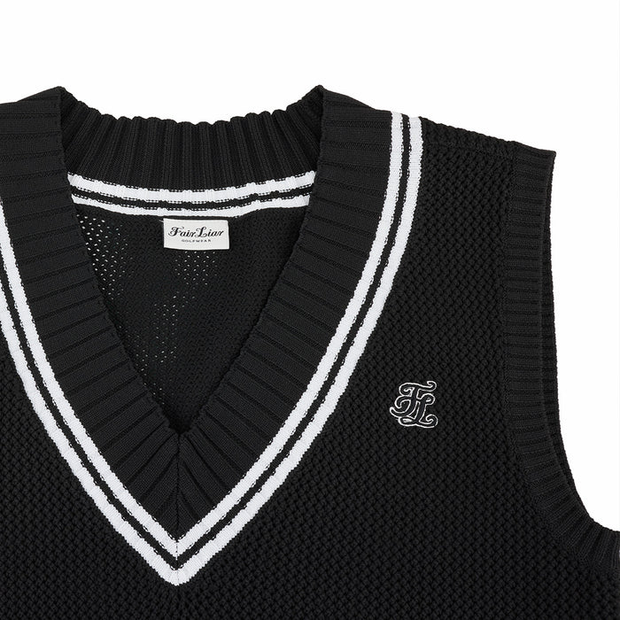 Punched V-neck Vest (Black)