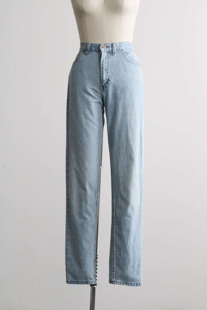 sunfaded mom jeans