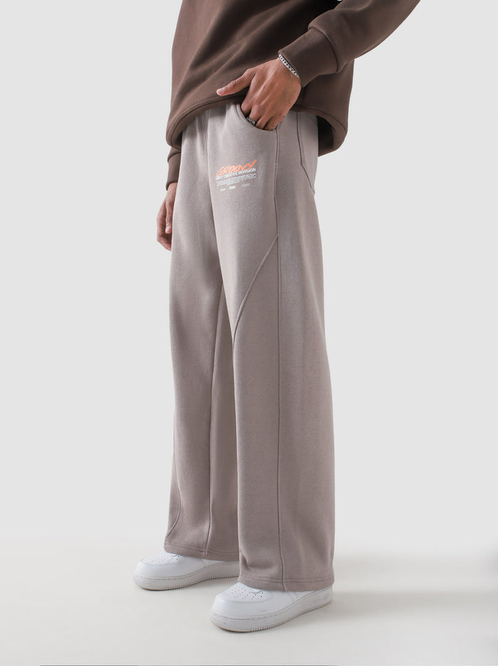 Unity VI sandstone winter trouser couple lifestyle shot streetwear Pakistan – GROOVY