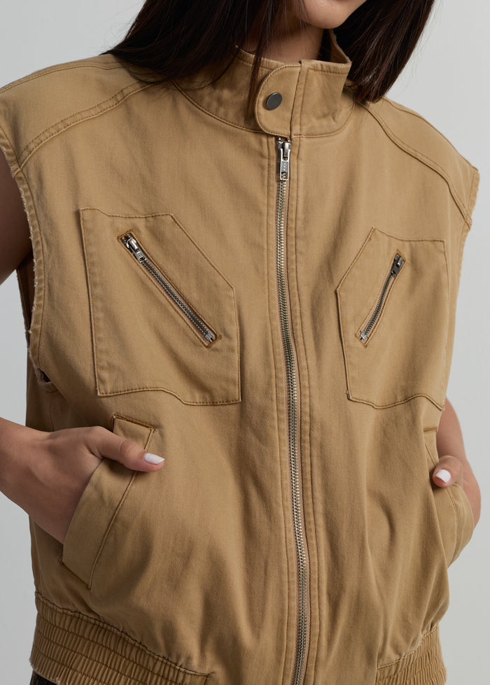 UTILITY ZIP-UP VEST