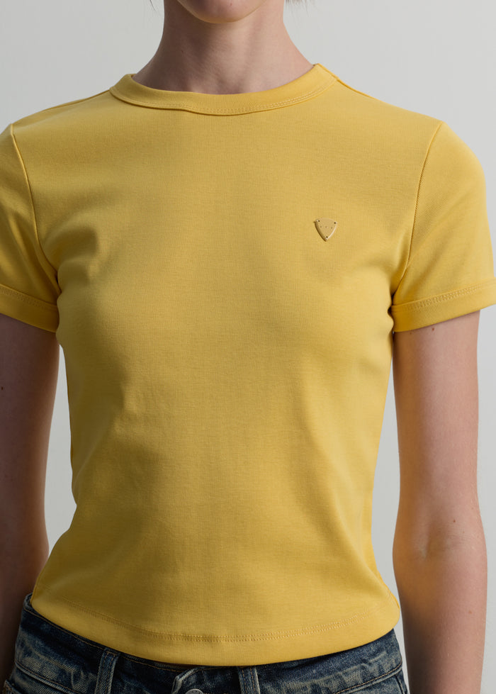 VERTICAL BACK-SEAM RIBBED TEE